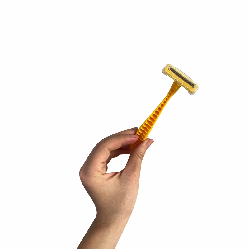 خودتراش 3 لبه مستر شیو ۴ عددی