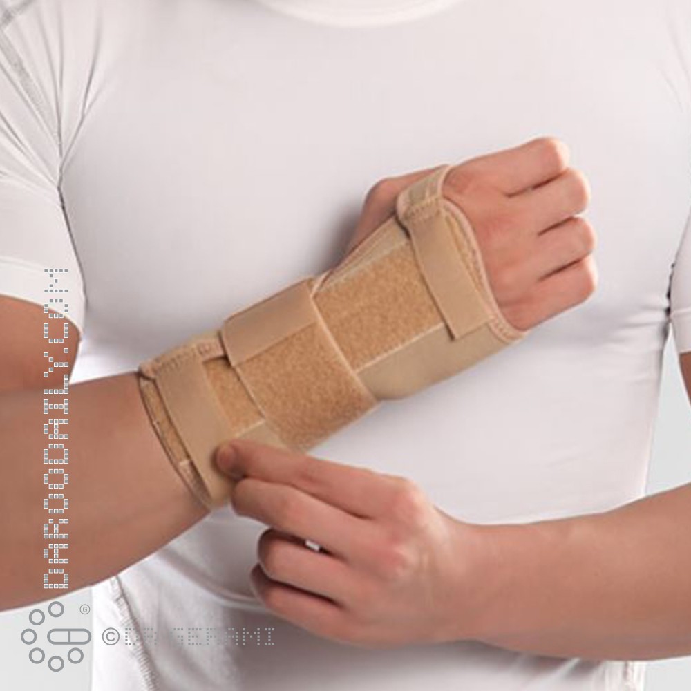 مچ بند نئوپرنی آتل دار با زاویه فانکشنال پاک سمن سایز متوسط دست چپ