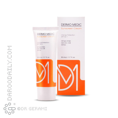 کرم ضد آفتاب بی رنگ فاقد چربی SPF50 درمو مدیک 50 میلی لیتری