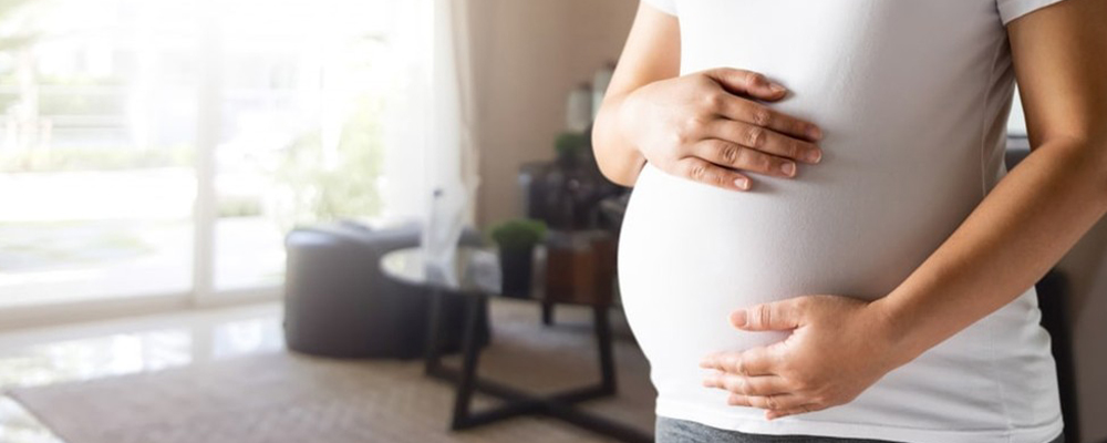 مهم‌ترین علائم اولیه ناباروری؛ چه چیزهایی باعث نازایی می‌شود؟